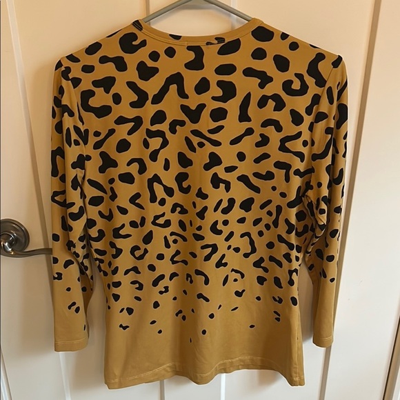 J. McLaughlin Animal Print 3/4 sleeve Catalina cloth top, size M - Picture 6 of 6